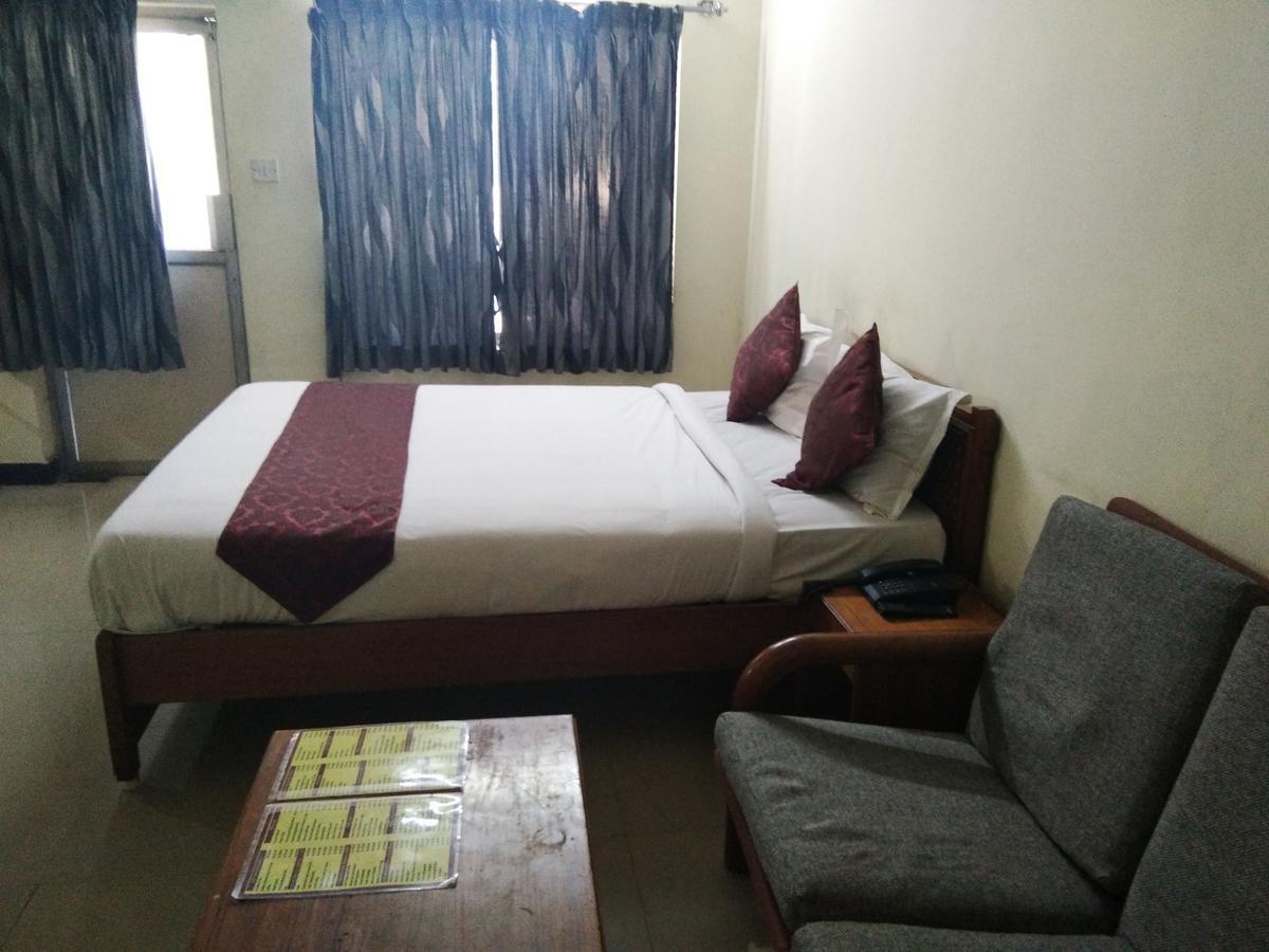 Hotel Jaysanthi Ooty Eksteriør bilde