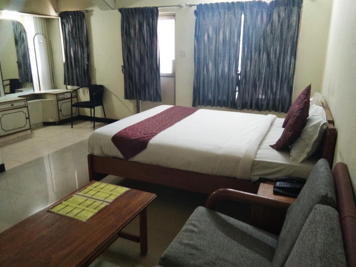 Hotel Jaysanthi Ooty Eksteriør bilde